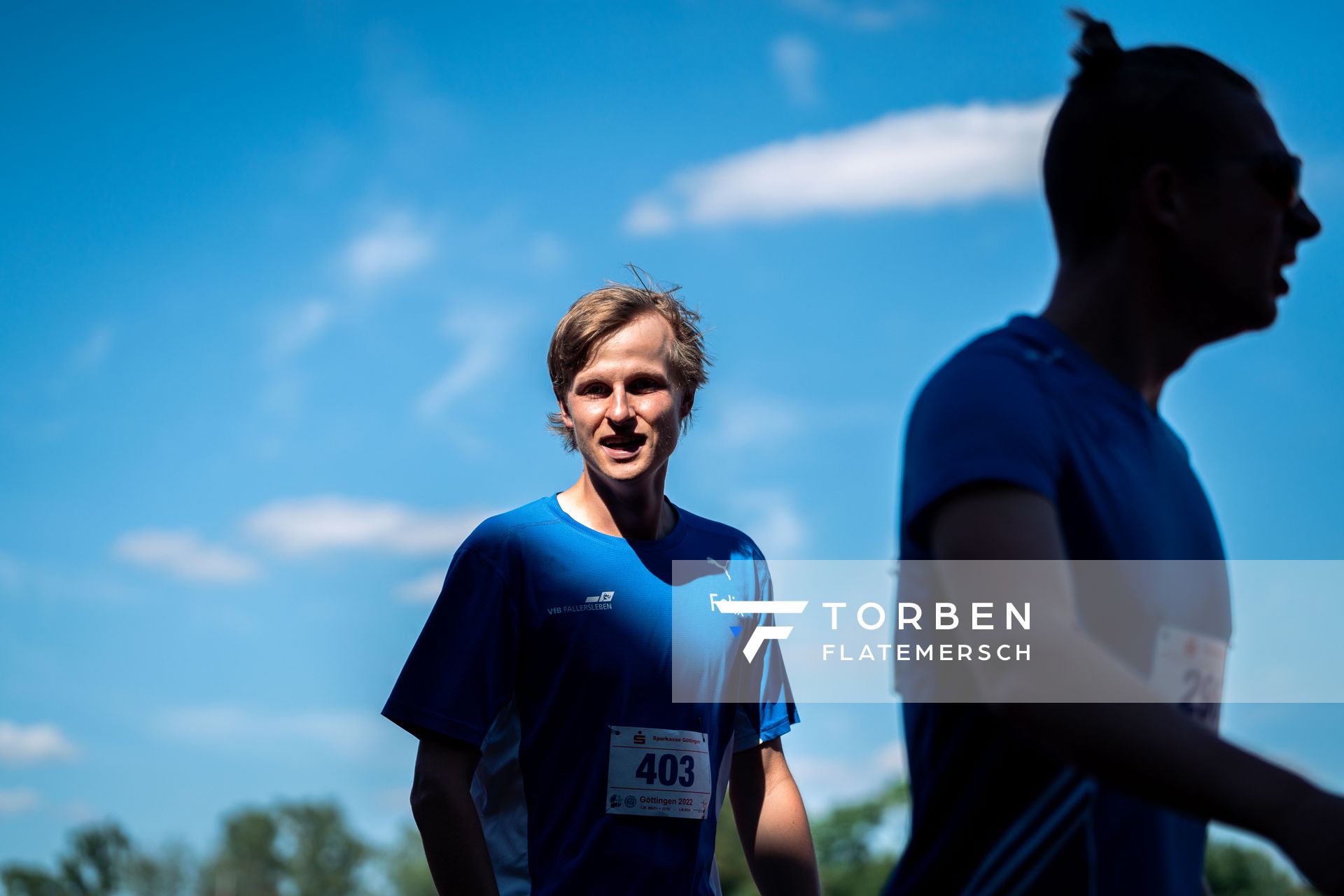 Felix Kuehne (VfB Fallersleben) nach dem 400m Lauf am 02.07.2022 waehrend den NLV+BLV Leichtathletik-Landesmeisterschaften im Jahnstadion in Goettingen (Tag 1)